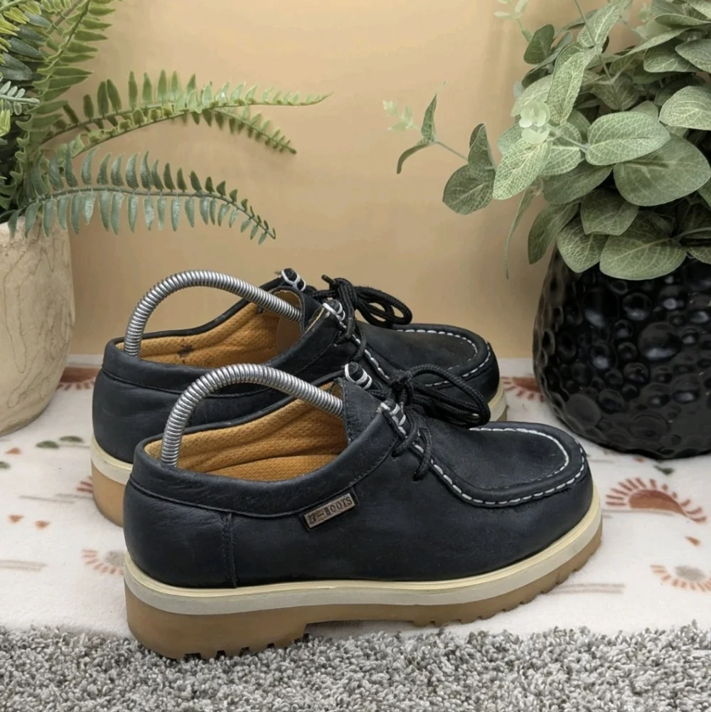 Buffalino Black Leather Work Style Shoes Mens/Youth Size 6. (38) Women's Sz 7.5
